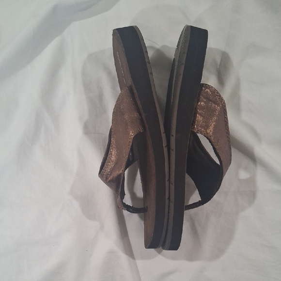 Speedo Women's Metallic Brown Sandals Size 9 - Picture 5 of 7